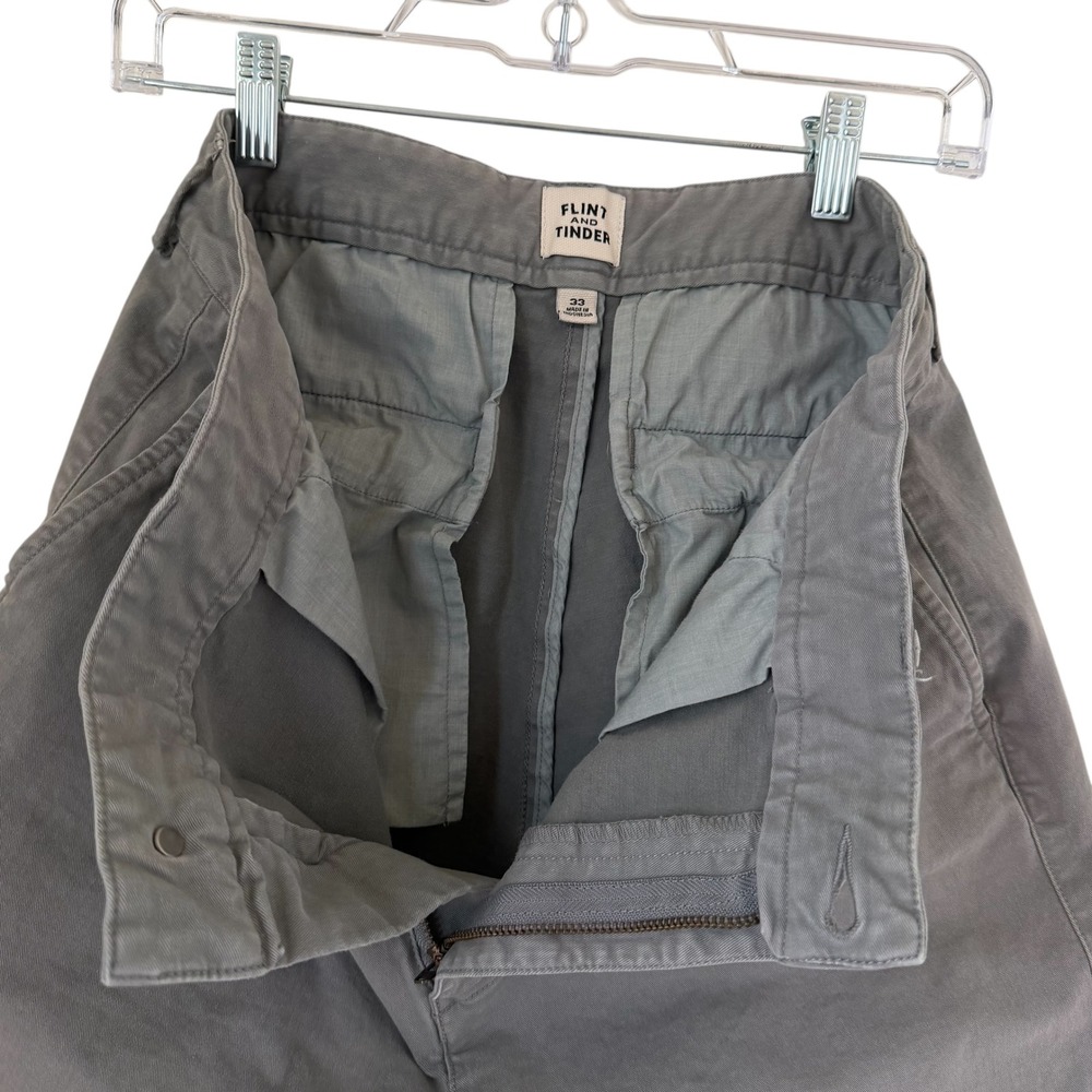 Flint and Tinder Charcoal Gray Chino Shorts Mens‎ Sz 33 Flat Front Huckberry - Picture 11 of 14
